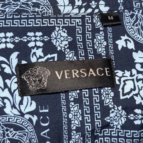 Men’s Versace Logo Slim Fit Button Down Shirt Size Medium - Picture 4 of 7